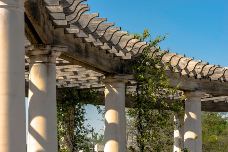 metal pergola with retractable roof