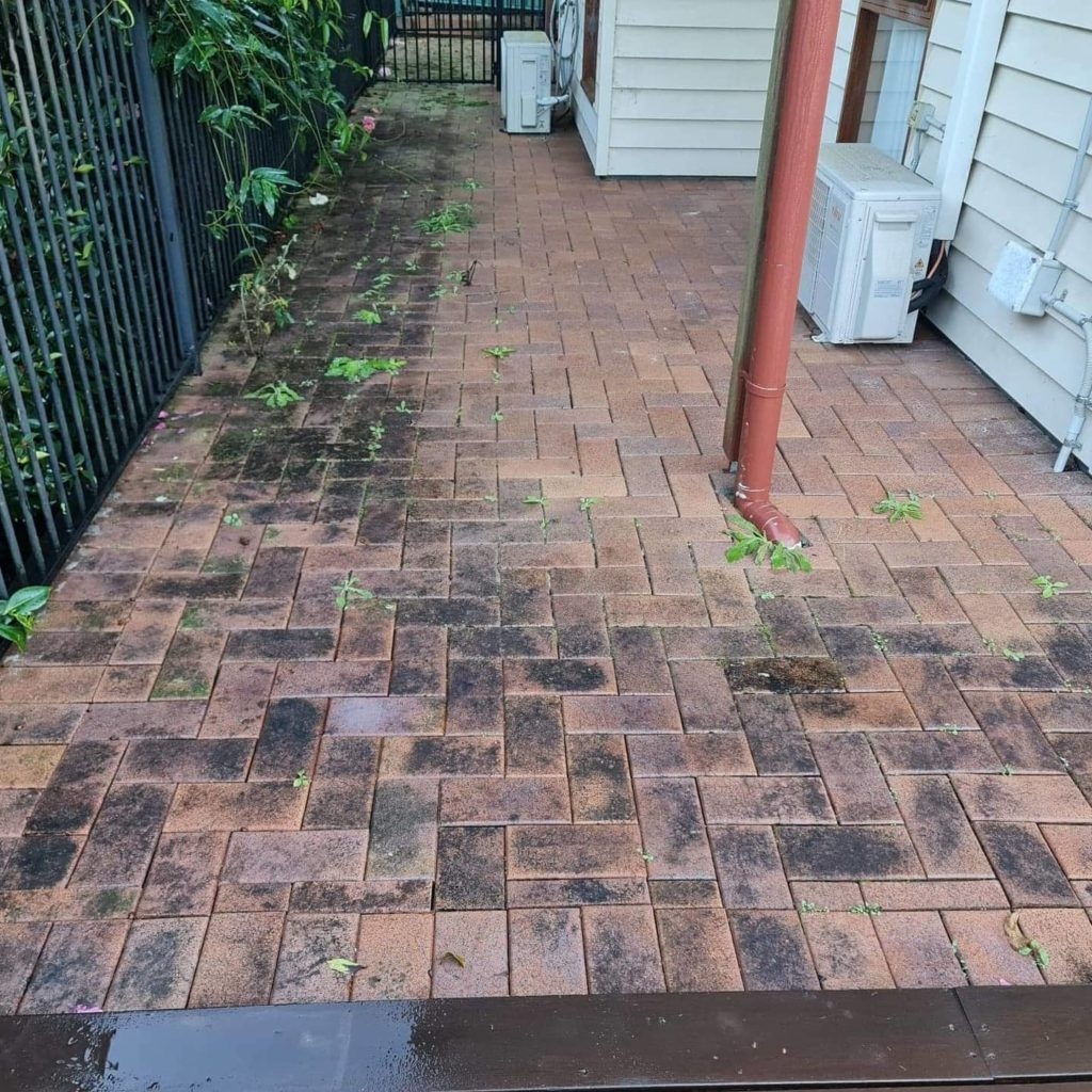 How does Bundaberg Pressure Cleaning ensure customer satisfaction?