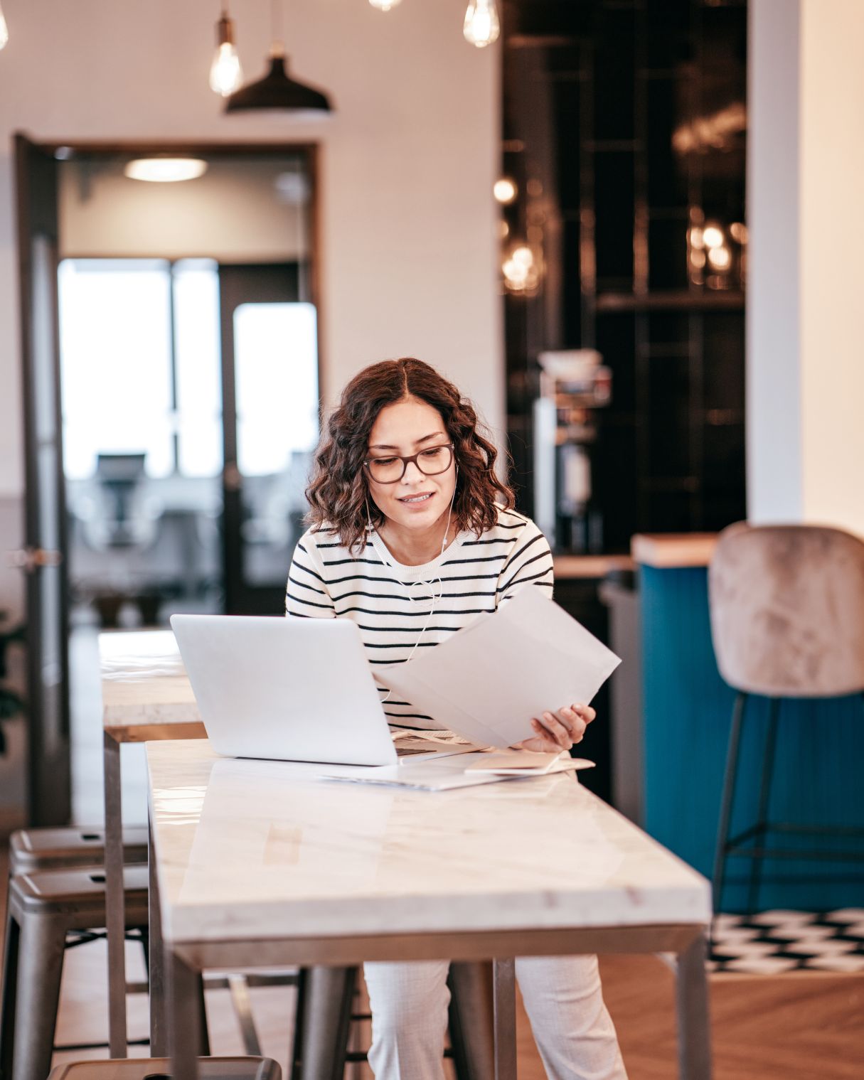 Crafting Compelling Subject Lines and Email Content