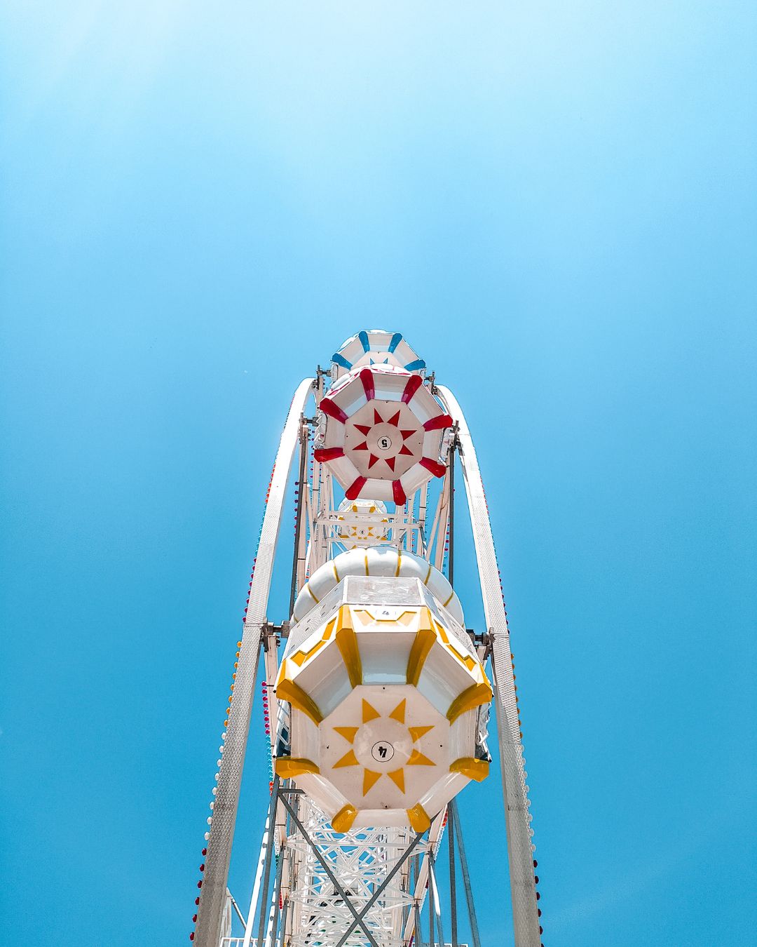 Ways for readers to stay connected with EntertainMe Hub on social media and beyond