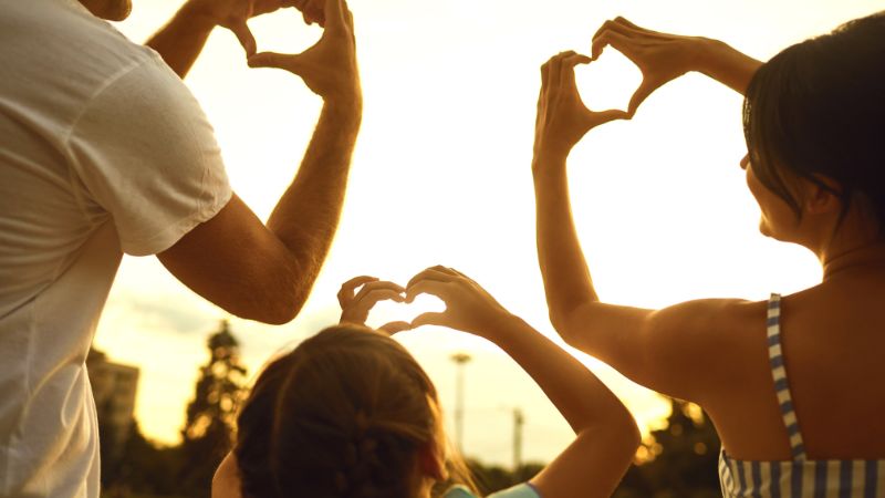 Discover the secrets to building a strong family bond