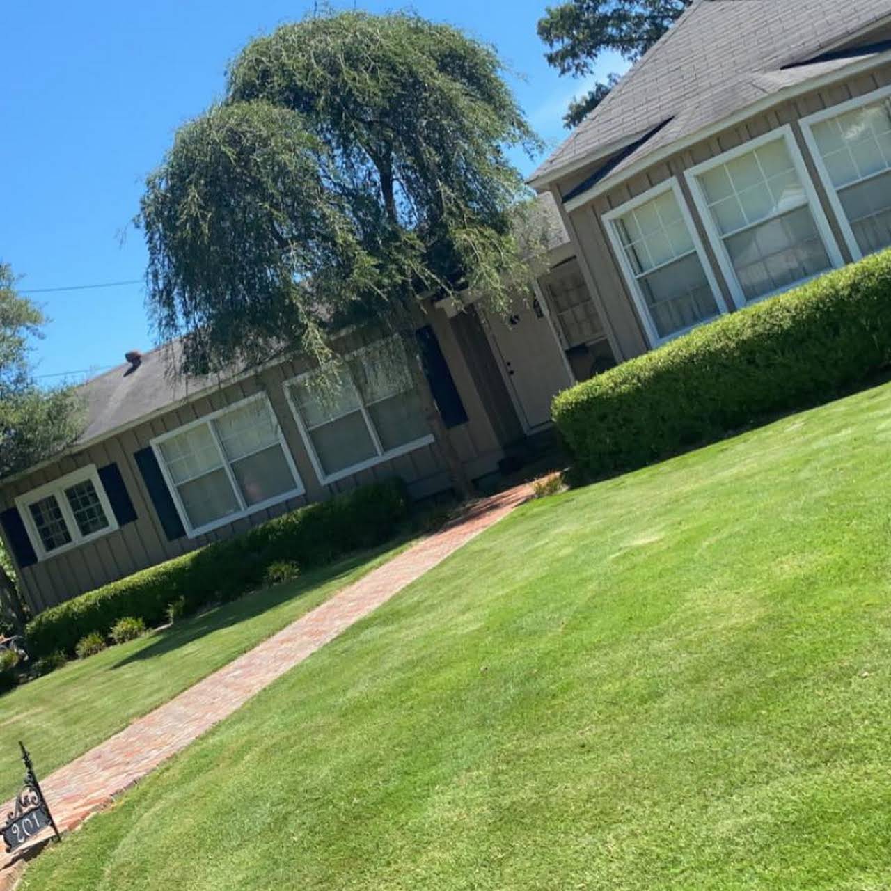 Ft. Walton Beach Lawn Care Llc Karen