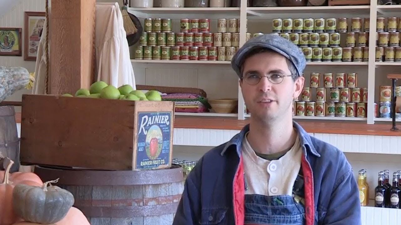 how do you store heirloom seeds