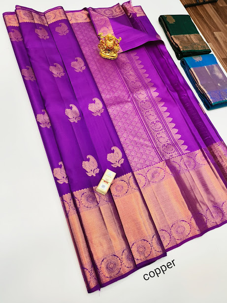 Mango and Flower Design Copper Zari Work Pure Kanjivaram Fancy Silk Saree Magenta Color w/ Blouse