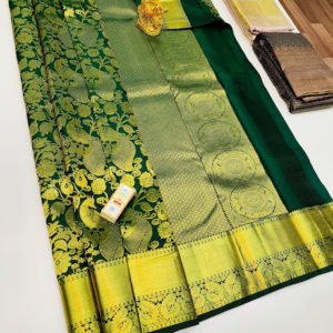 Peacock and Mango & Flower Design Kanjivaram Pure Wedding Silk Saree Bottle Green Color w/ Blouse