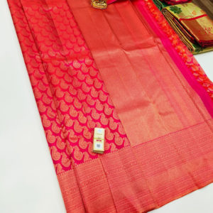 Latest Kanjivaram Pure Wedding Silk Saree Pink Color w/ Blouse