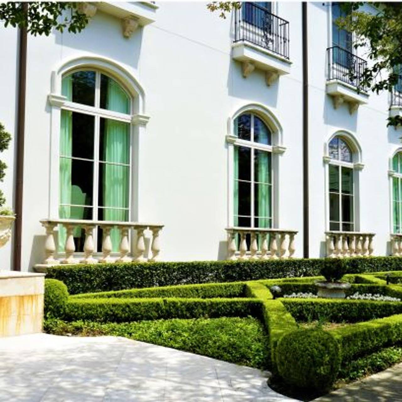 How much profit should you make on a landscaping job