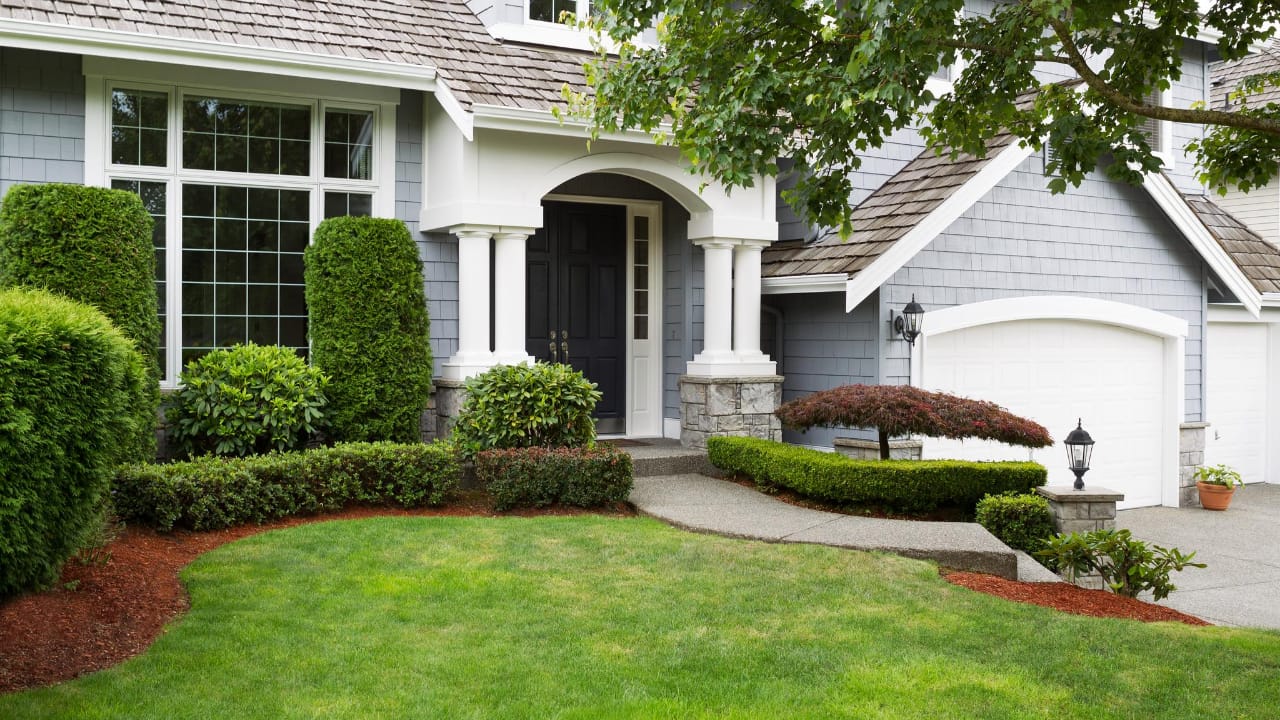 What should you not fix when selling a house 2022?
