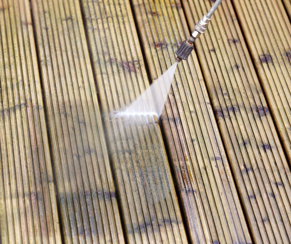 How do I request a deck cleaning service in Sutherland Shire?