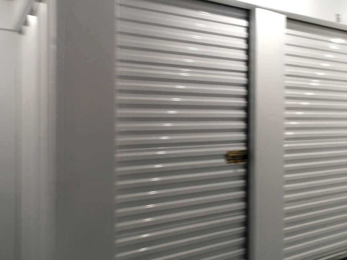 Transitioning from a House to an Apartment: Storage Solutions