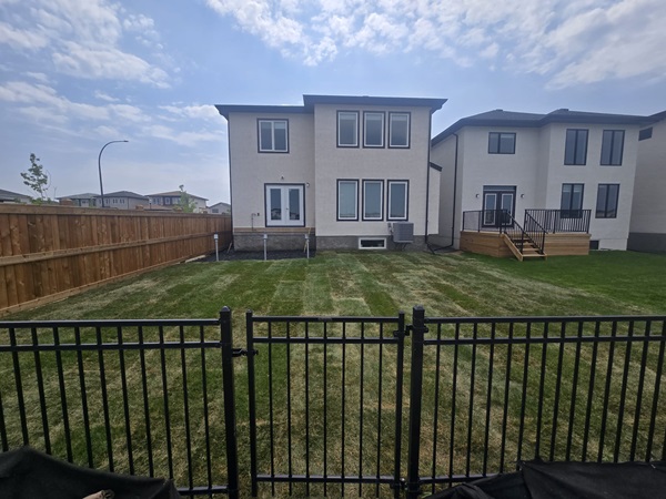 Retaining Wall Installation Winnipeg