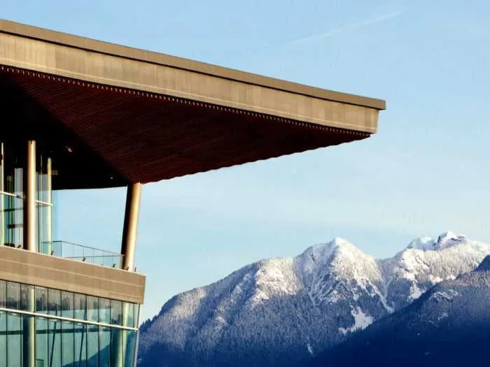 Vancouver Wedding Coach Charter