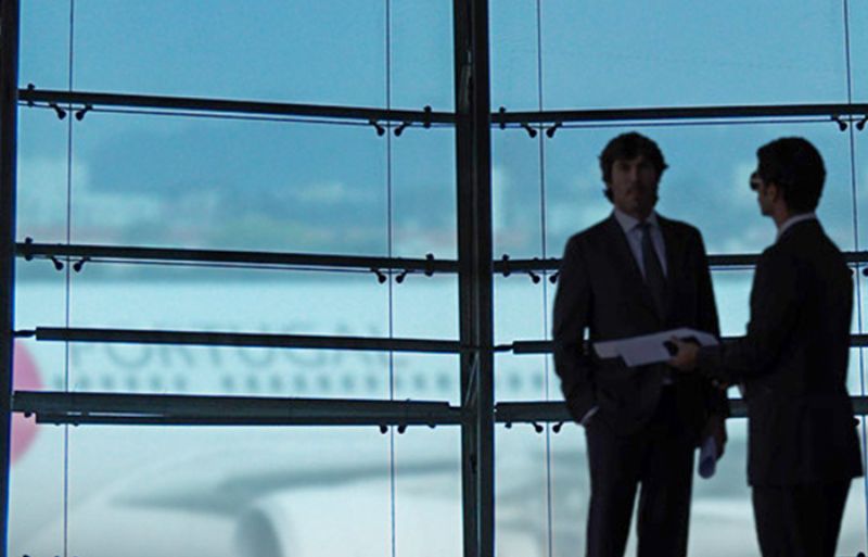 Mercedes airport shuttle Lisbon