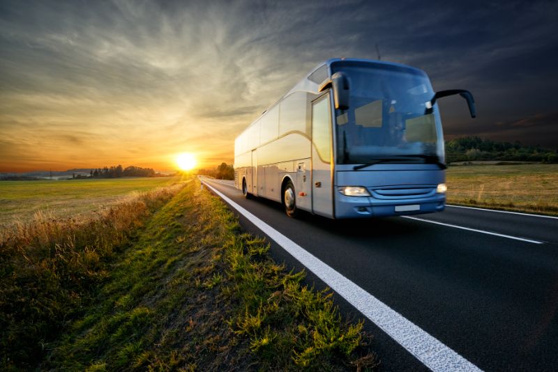 Faro airport transfer by limousine