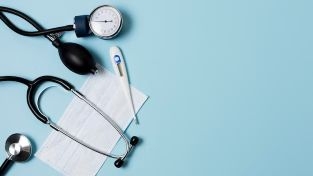 how do I write a resume for a medical assistant